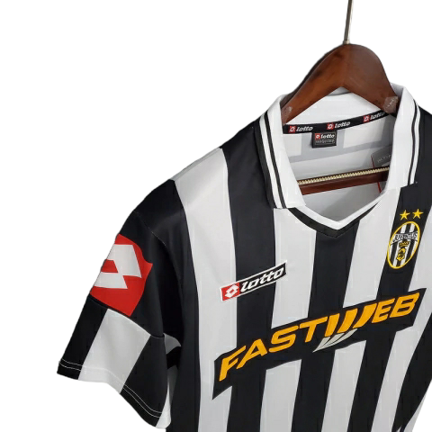 Camisa Juventus Titular 01/02 - Retrô - Central das Camisas
