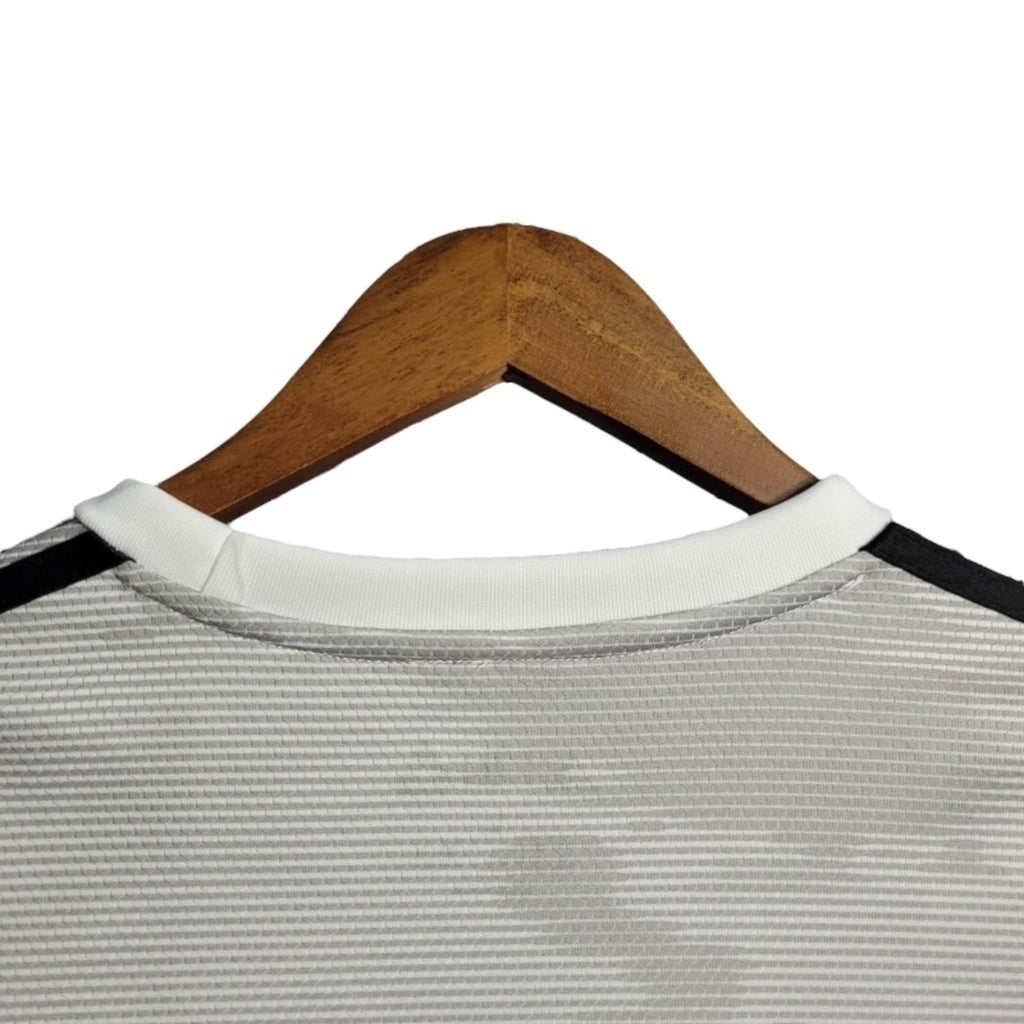 Camisa Juventus Ed. Especial 19/20 - Retrô - Central das Camisas