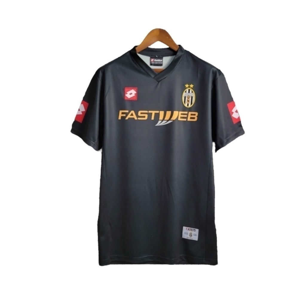 Camisa Juventus Visitante 01/02 - Retrô - Central das Camisas