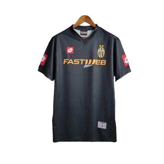 Camisa Juventus Visitante 01/02 - Retrô - Central das Camisas