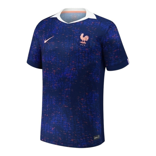Camisa Inspirada Seleção França I 25/26 - Torcedor Masculina - Azul com detalhes em vermelho  Central das Camisas 